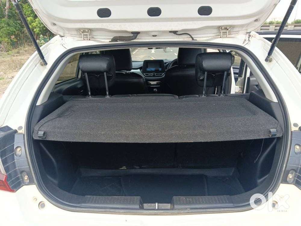 Maruti Suzuki Baleno Zeta, 2022, Petrol