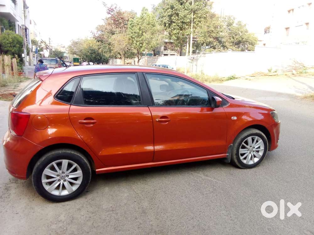 Volkswagen Polo Petrol Highline 1.6L, 2014, Diesel