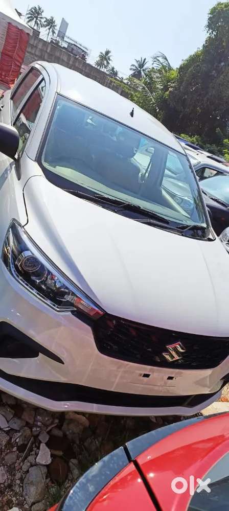 Ertiga Lxi 2026 Car