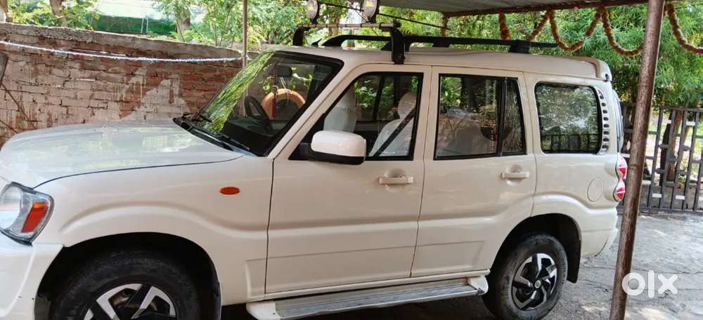 Mahindra Scorpio 2012 Diesel 98000 Km Driven