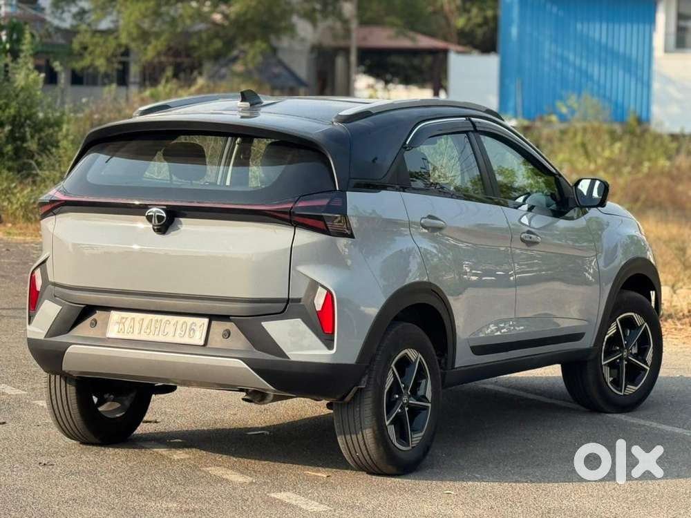 Tata Nexon Creative Plus 1.2 Revotron Petrol 6 Mt, 2025, Petrol