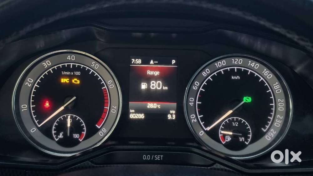 Skoda Superb 2.0 Sportline Tsi At, 2019, Petrol