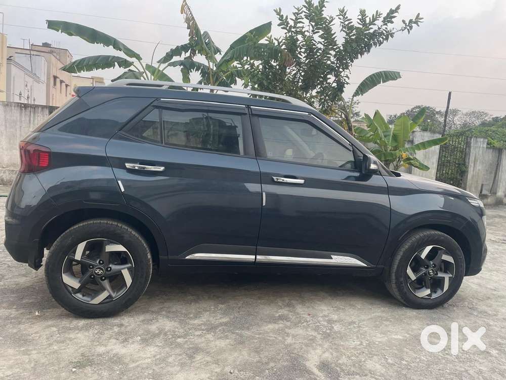 Hyundai Venue Sx+ At, 2019, Petrol