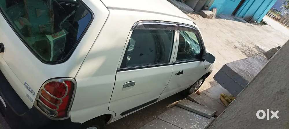 Good Condition We'll Maintain 4 Tayer 90 , % Button Stepny Ok