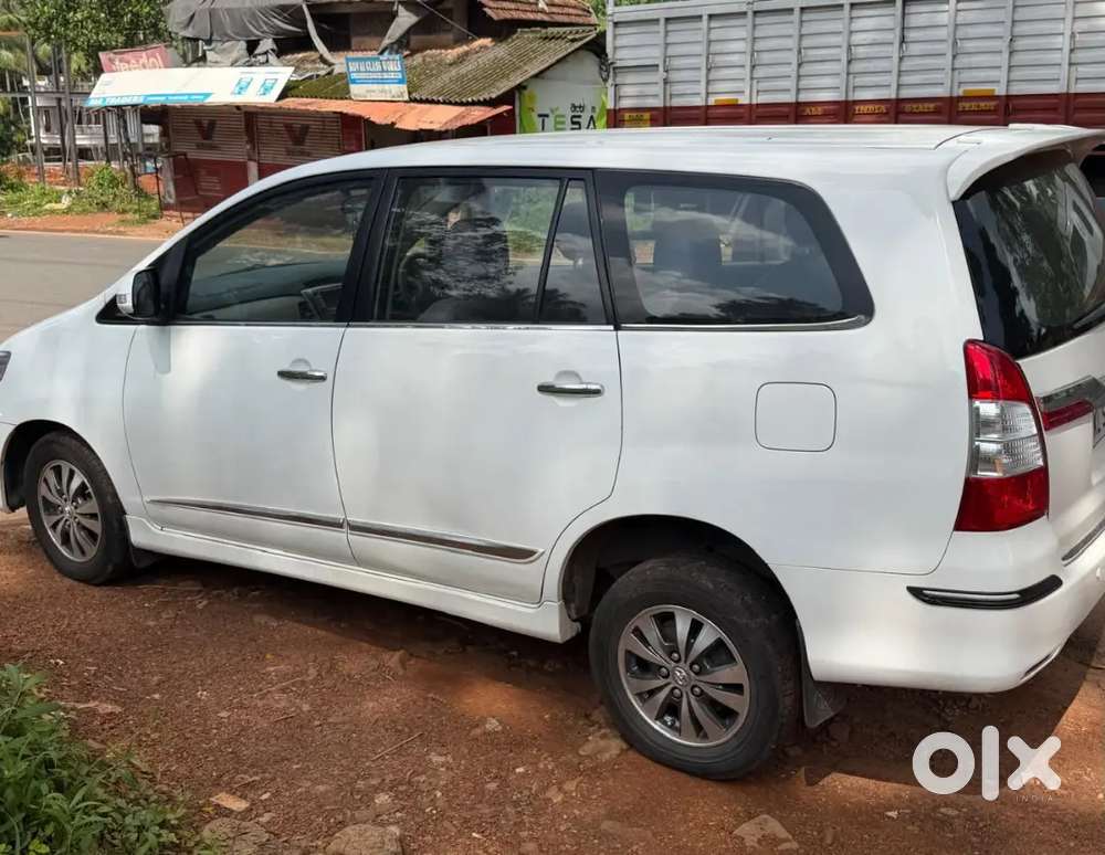 Toyota Innova Diesel 2025 Original Kerala