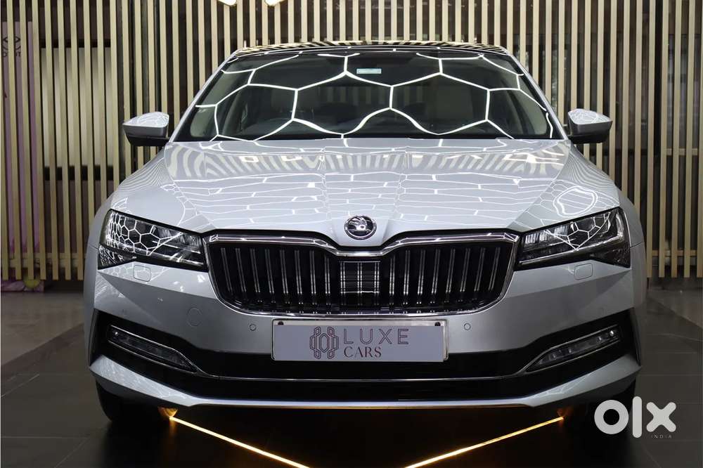 Skoda Superb 2.0 L&k Tsi At, 2022, Petrol