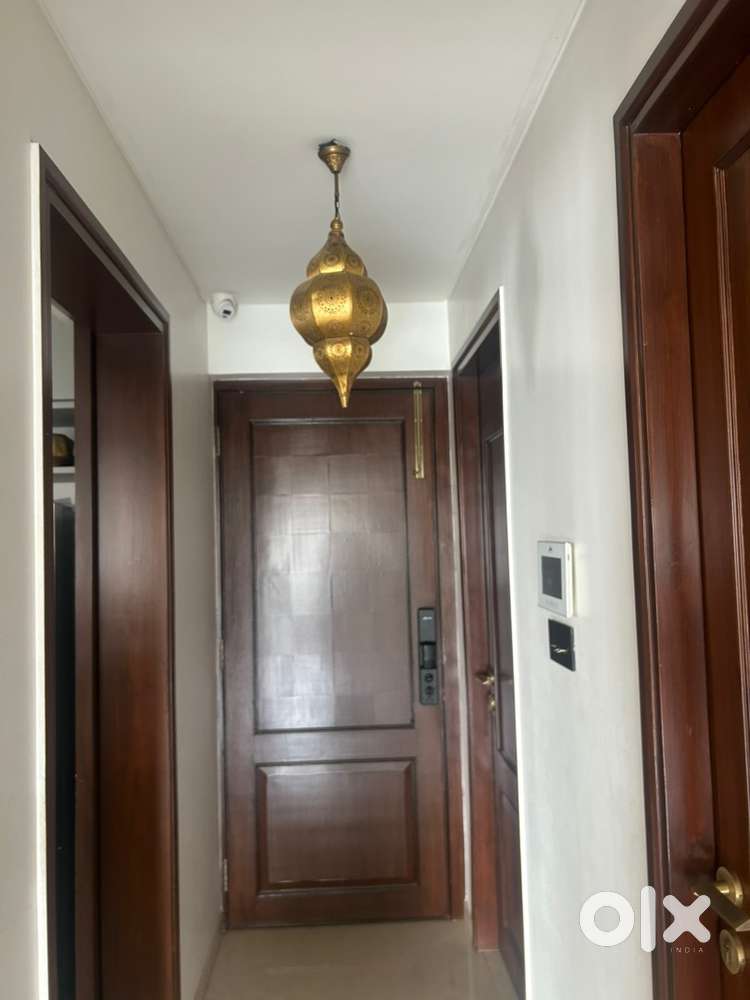 2 chandeliers