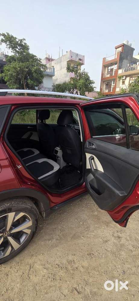 Volkswagen Taigun 1.0 Tsi Topline At, 2022, Petrol