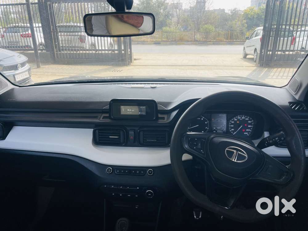 Tata Punch Pure, 2022, Petrol