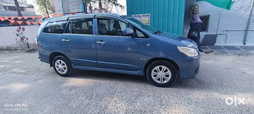 Toyota Innova 2014 Diesel 110000 Km Driven