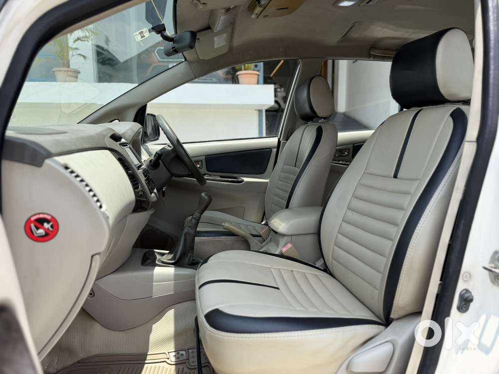 Toyota Innova 2.5 V 7 Str, 2011, Diesel