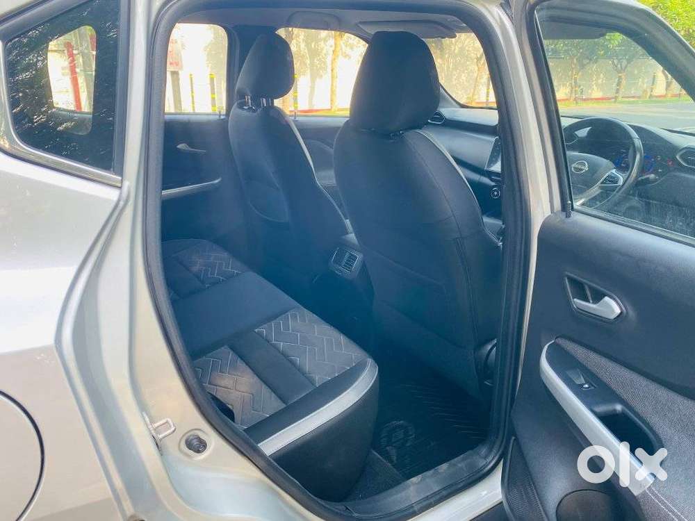 Nissan Magnite 1.0 Xv Turbo Cvt, 2022, Petrol