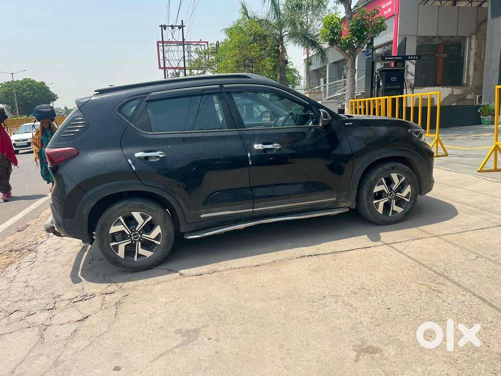 Kia Sonet Petrol 2023