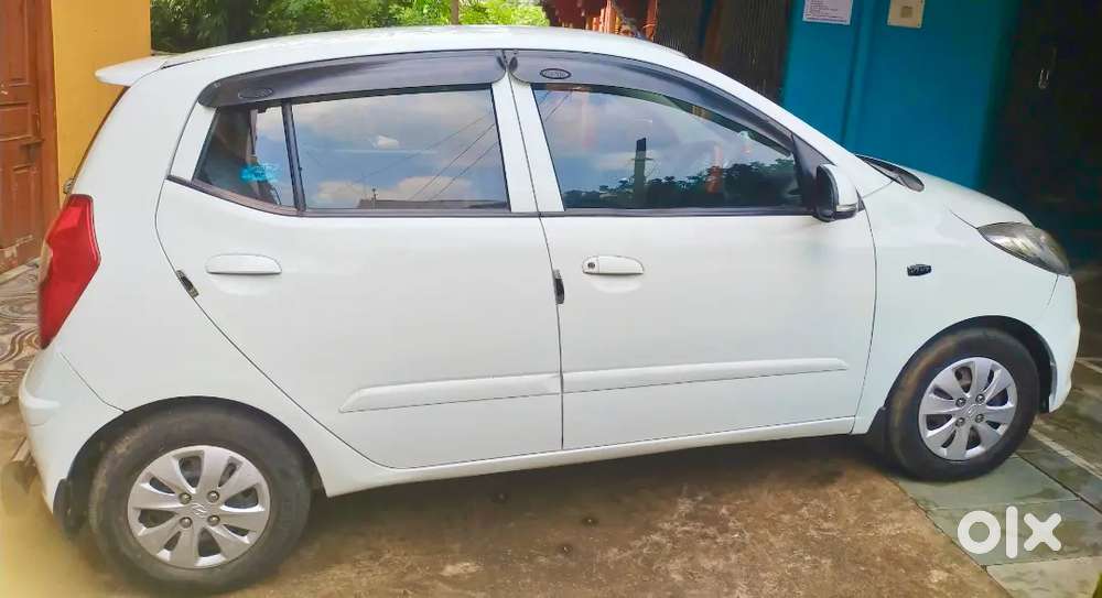 Hyundai I10 Sportz 2011 Well Mentioned.