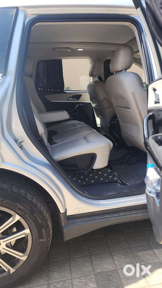 Mahindra Xuv700 2.2 Ax 7 Diesel At Str, 2022, Diesel