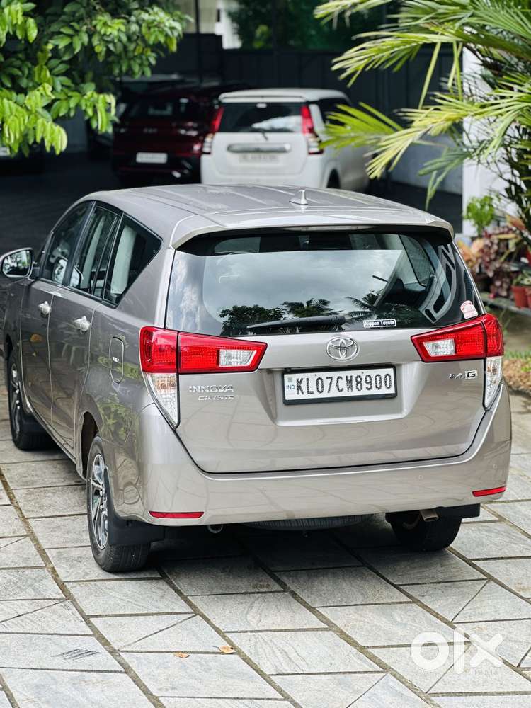 Toyota Innova Crysta 2.4 G Plus Mt 7 Str, 2021, Diesel