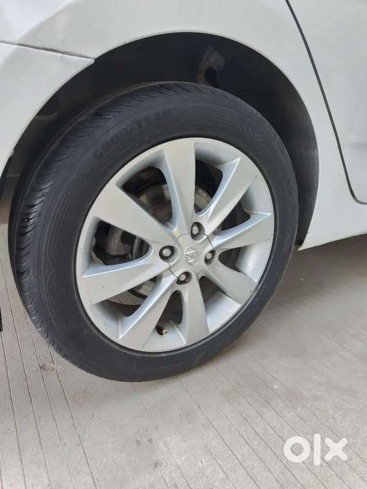 Hyundai Verna 2012 Diesel Well Maintained