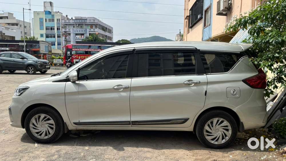 Maruti Suzuki Ertiga 1.5 Vxi 2022