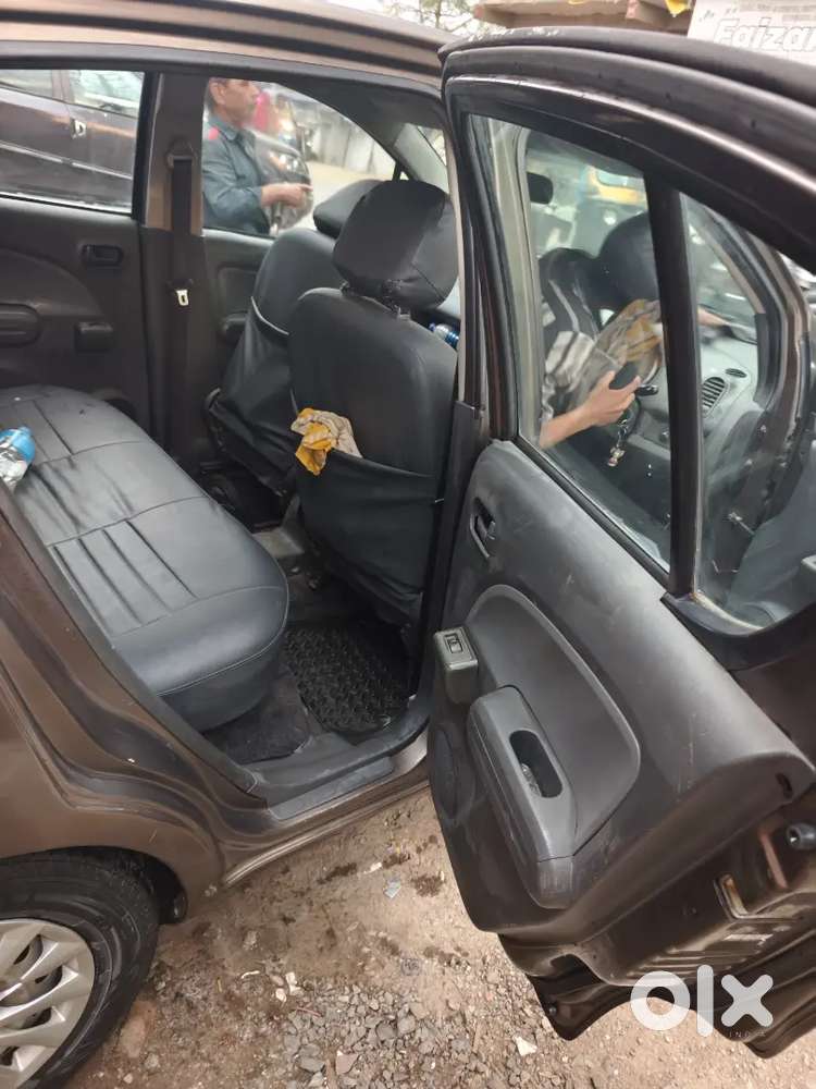 Suzuki Ritz Cng 2031 Bhopal गाड़ी में कोई काम नहीं है