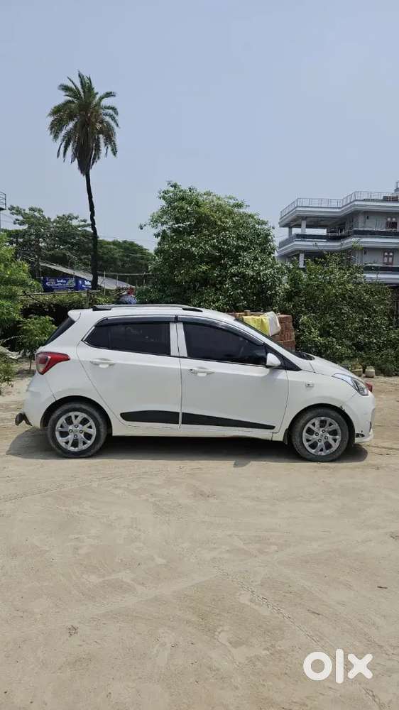 Hyundai Grand I10 2017 Variant Urjant Sell