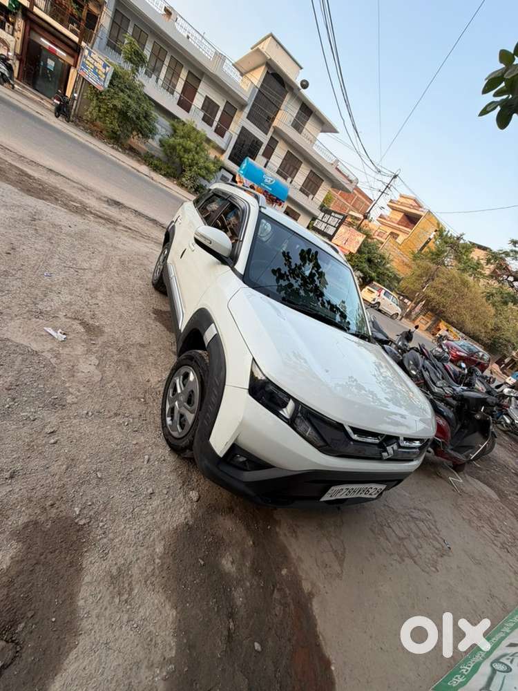 Maruti Brezza Lxi S-cng 2024