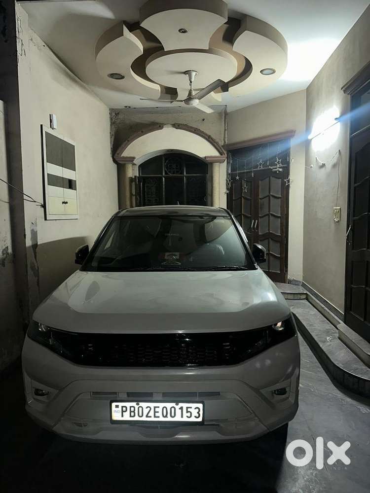 Maruti Suzuki Brezza 2023 Petrol Well Maintained