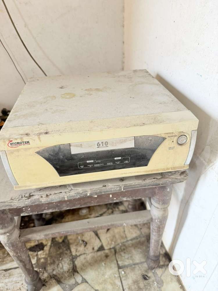 Invertor with battery