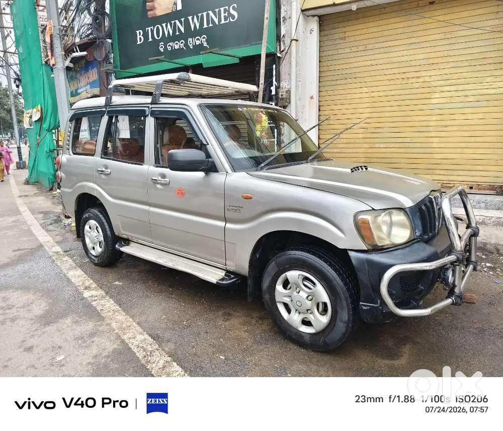 Mahindra Scorpio Classic 2013 Diesel 165000 Km Driven