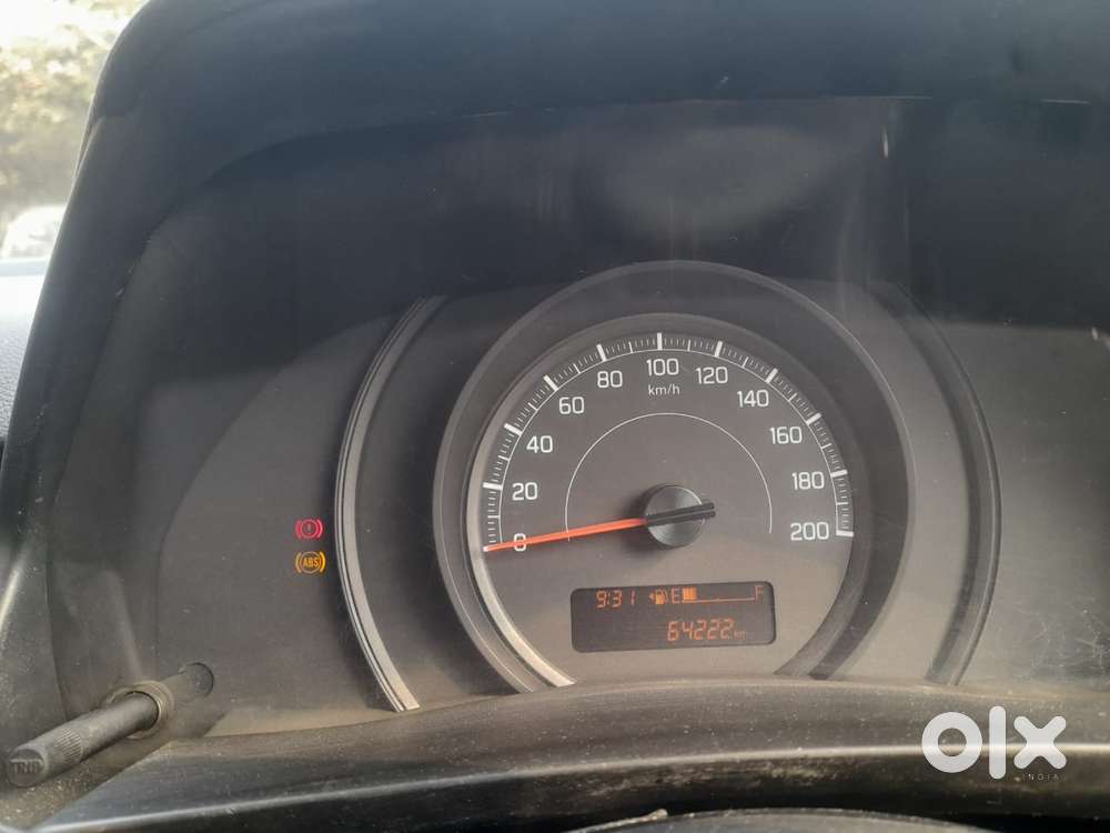 Maruti Suzuki Swift Lxi Option, 2019, Petrol