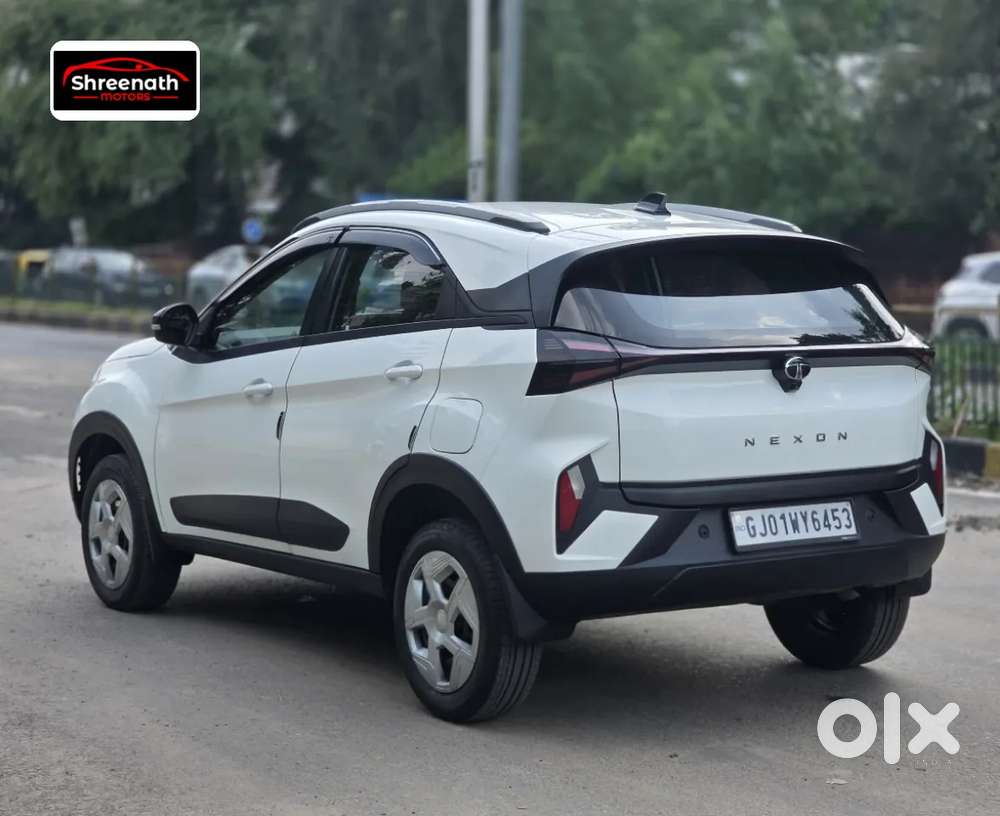 Tata Nexon Smart Plus1.2 Revotron Petrol 5 Mt, 2025, Diesel