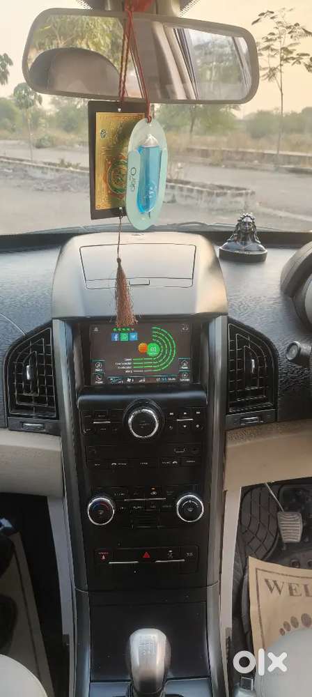 Mahindra Xuv500 2017 Diesel 80000 Km Driven