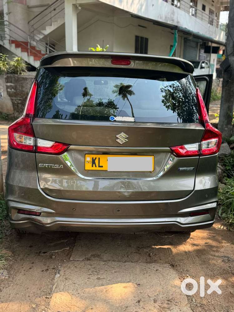 Maruti Suzuki Ertiga Vxi Shvs, 2022, Petrol