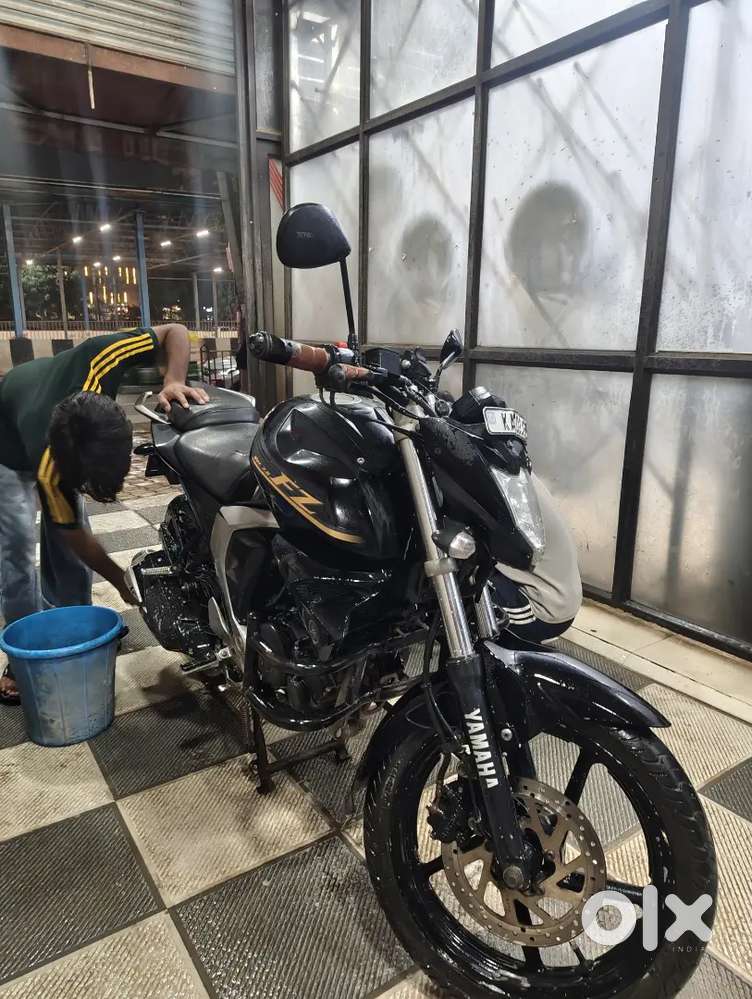 Yamaha FZ V 2.0 2016