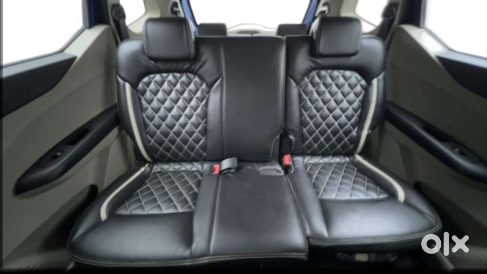 Renault Triber Rxt, 2022, Petrol