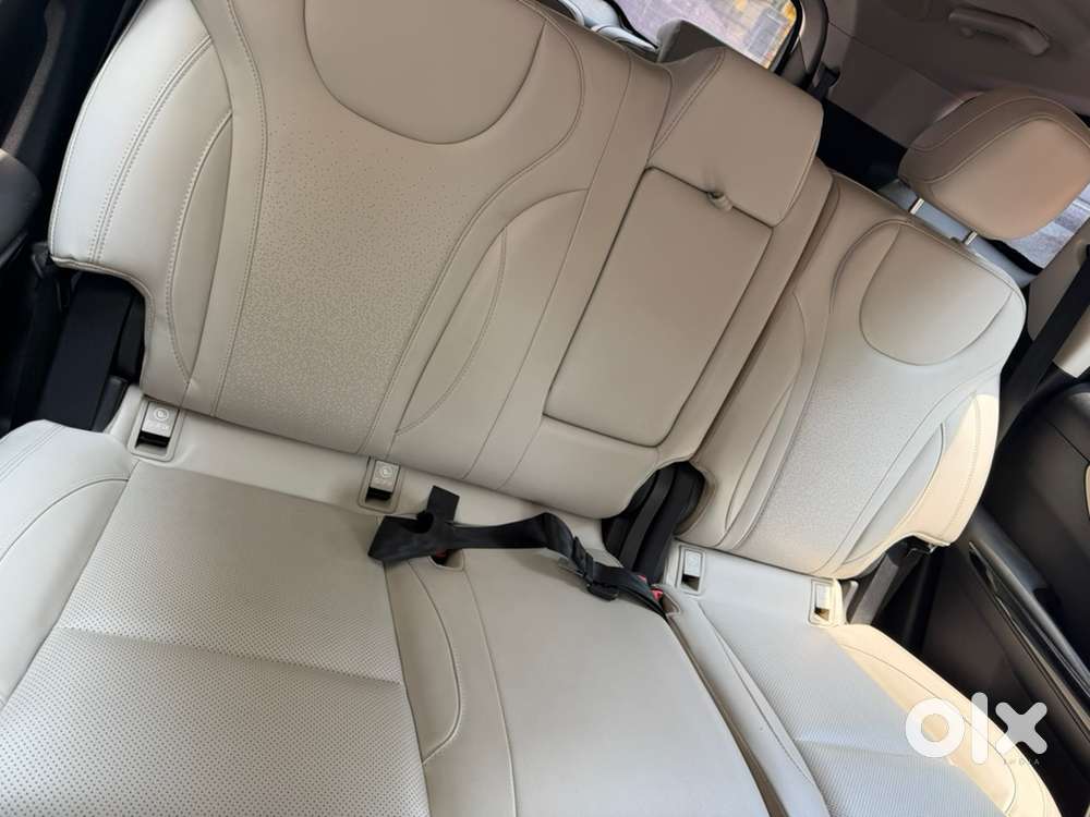 Mahindra Xuv700 2022 Year Diesel