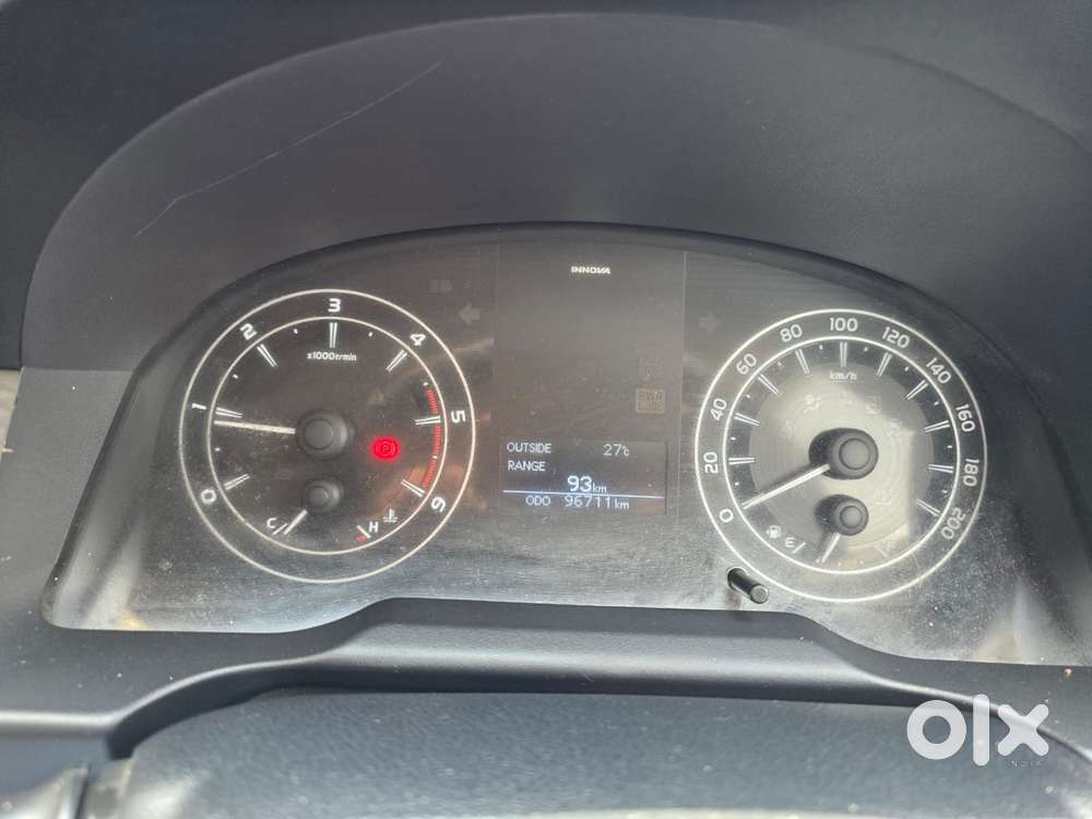 Toyota Innova Crysta 2.4 Gx Limited Edition 8 Str, 2018, Diesel