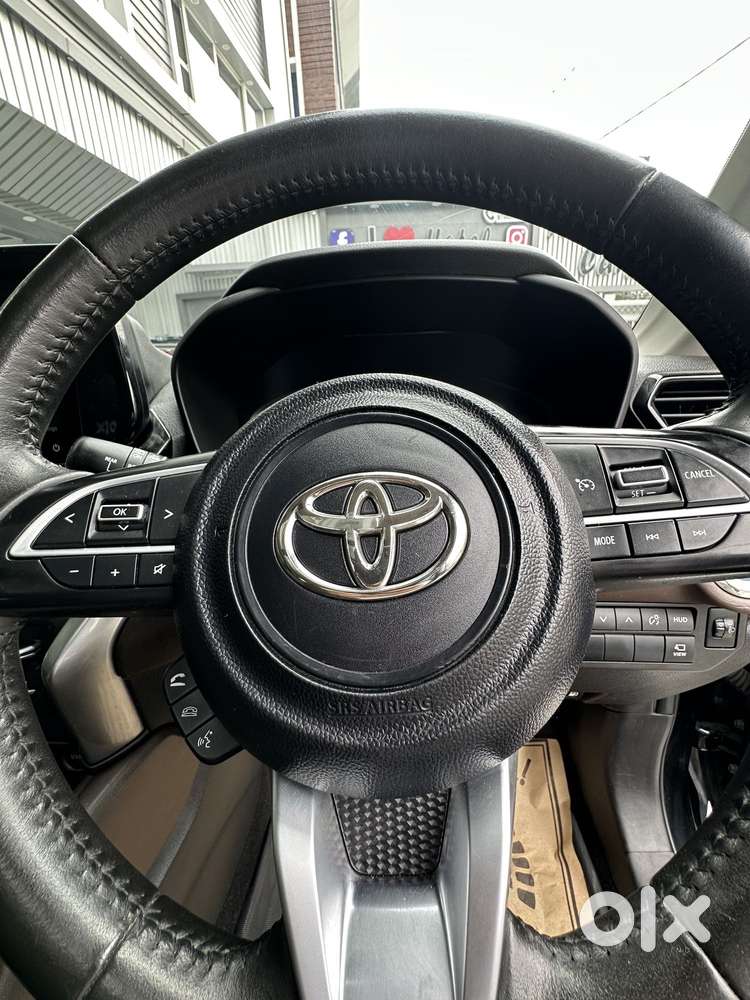 Toyota Urban Cruiser, 2024, Petrol