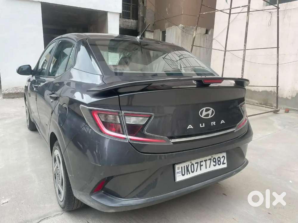 Hyundai Aura Petrol Manual 1st 2024