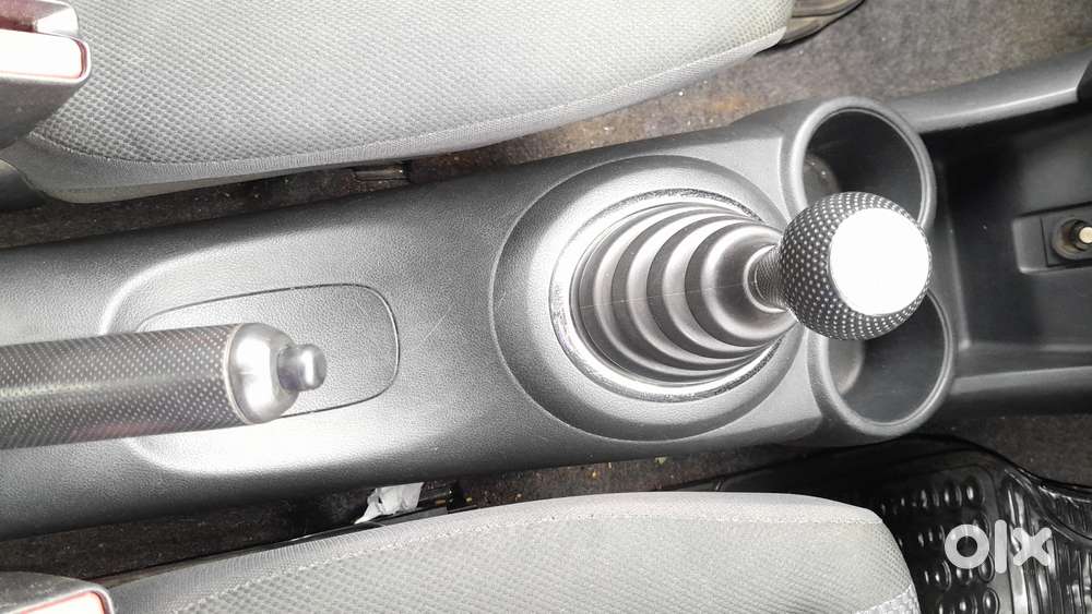 Honda Brio Vx Mt, 2015, Petrol