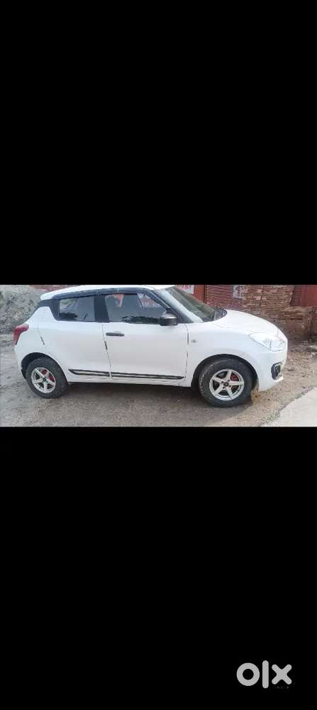 Maruti Suzuki Swift 2022 First Owner 60000 Running