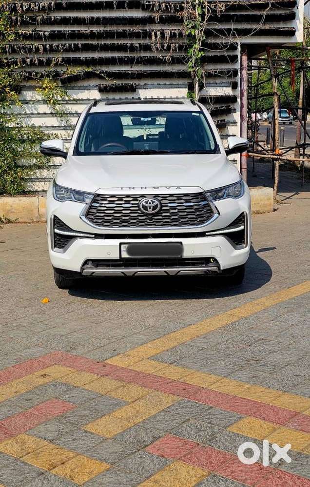 Toyota Innova Hycross 2.0 Zx (o) Hybrid 7 Str, 2024