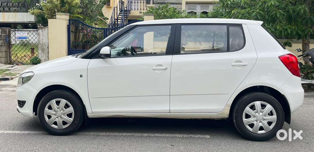 Skoda Fabia [ ] 1.2 Ambiente Mpi, 2010, Petrol
