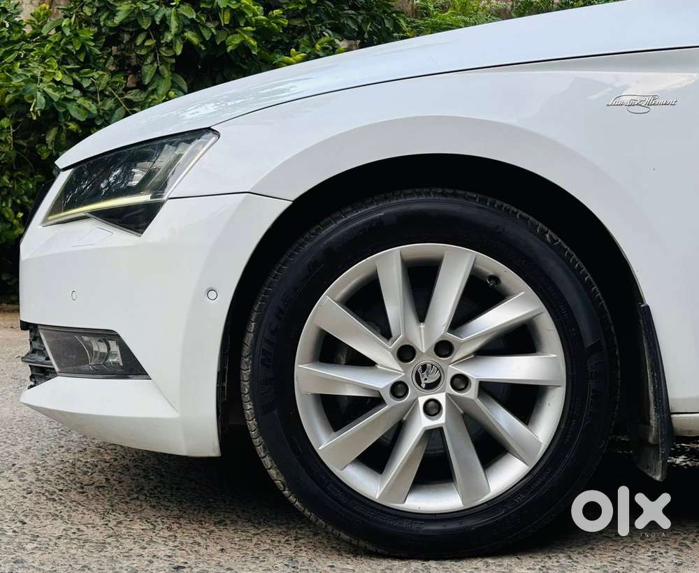 Skoda Superb 2.0 Tsi At L&k, 2019, Petrol