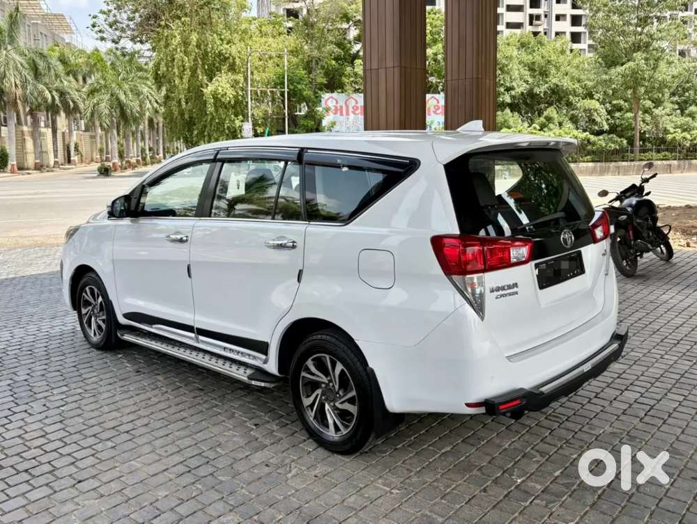 Toyota Innova Crysta G 8 Str, 2022, Diesel
