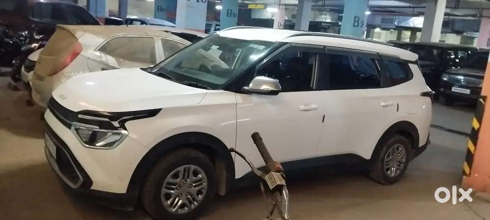 Kia Carens Premium 2023