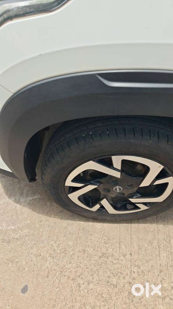 Nissan Magnite Xv 2023 Model