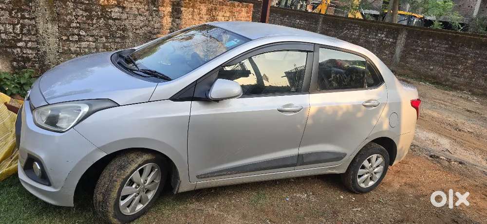 Hyundai Xcent 2014 November
