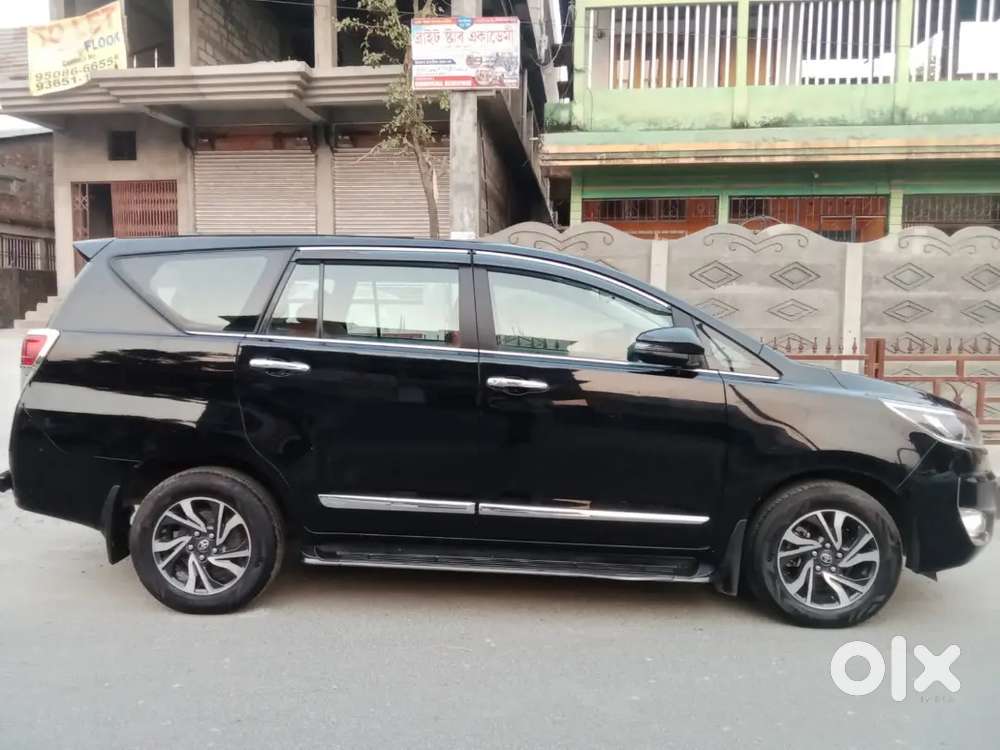 Toyota Innova Crysta 2023 Diesel 77000 Km Driven