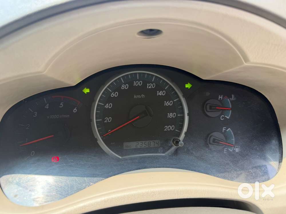 Toyota Innova 2.5 Z Diesel 7 Seater, 2013, Diesel