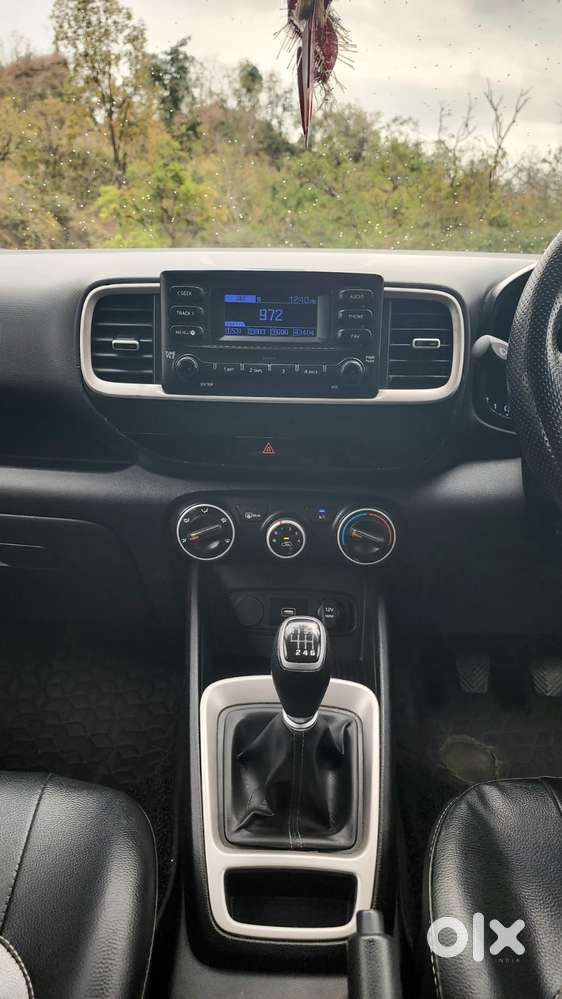 Hyundai Venue S Turbo, 2020, Petrol
